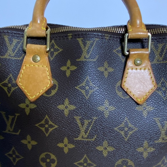 Authentic Louis Vuitton Alma - Picture 6 of 11